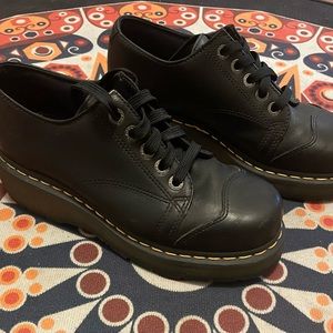 Dr Martens Women’s size 9